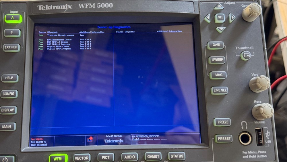 Tektronix wfm5000 HD/SD  waveform vectorscope without Adapter