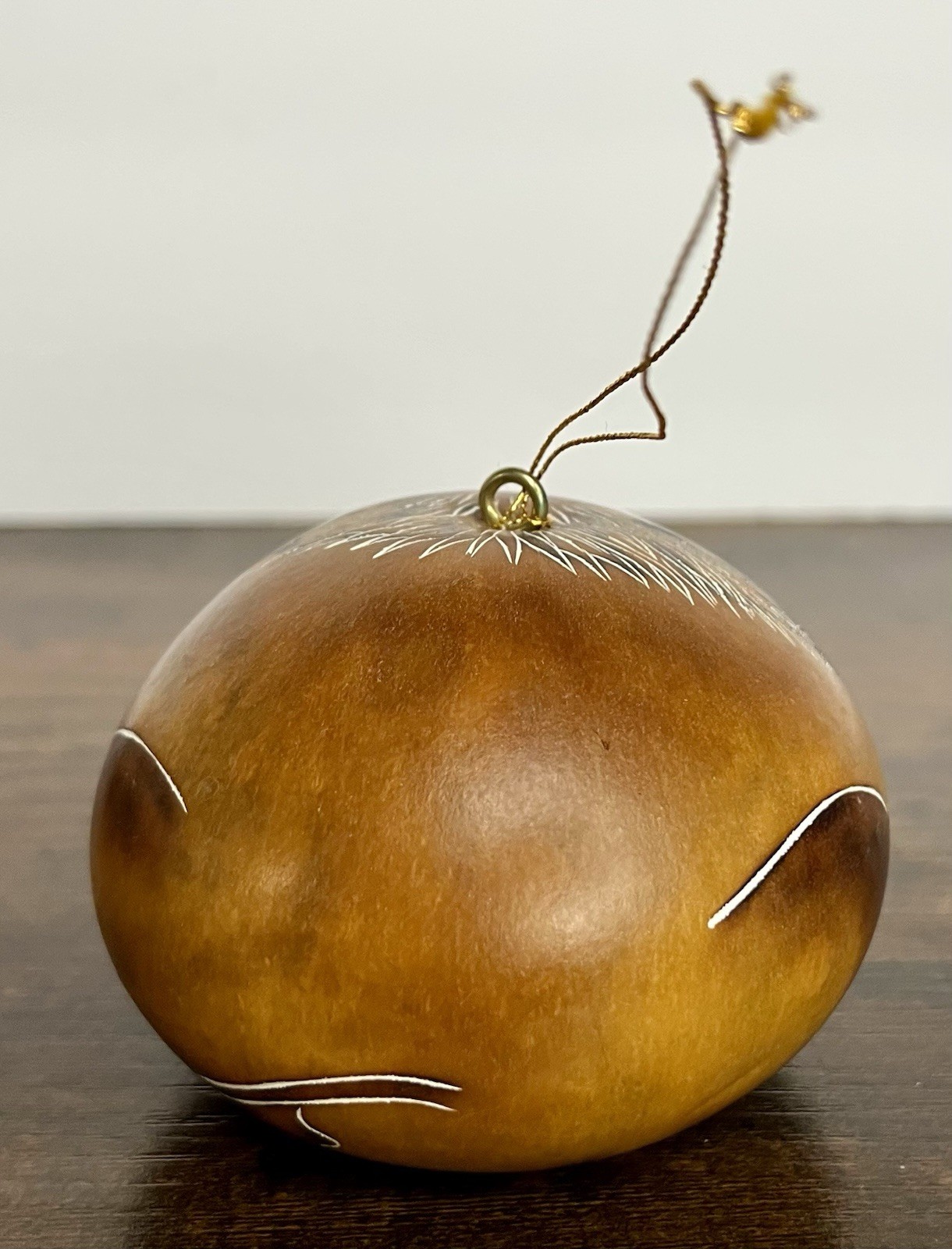 Peru Peruvian Gourd Hand Painted Christmas Ornament Picture Of Lion