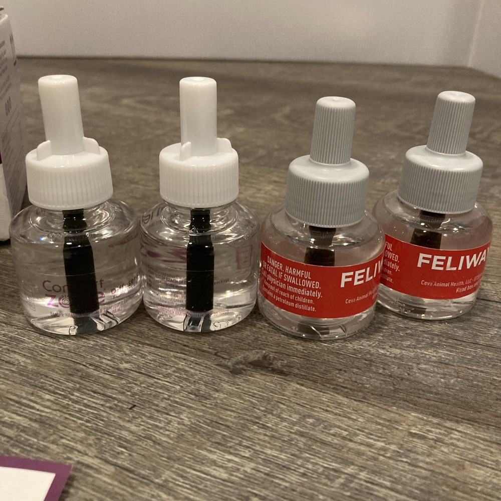 Comfort Zone Multi-Cat Calming 4 Refills New Open Box Pheromones Diffuser Cat