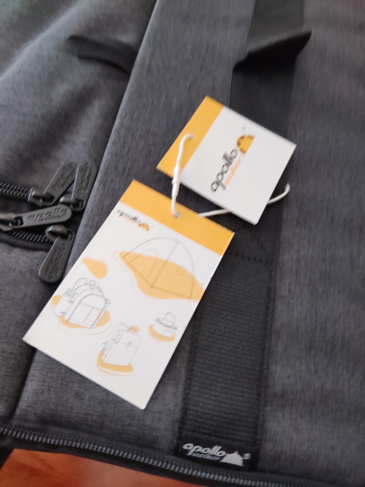 Apollo Walker Cat/Pet Carrier /Litter Box combo. BLACK/NEW