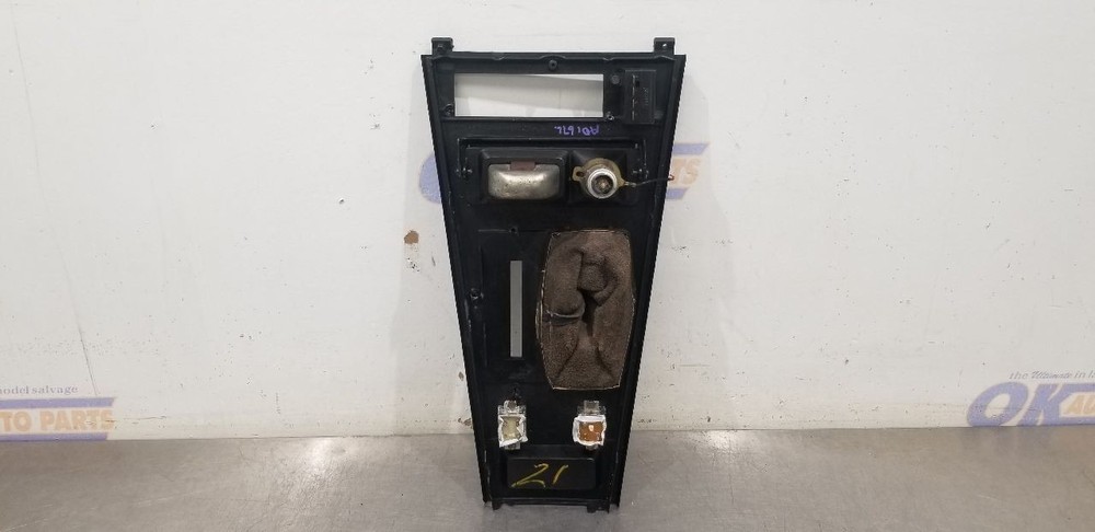 81 CHEVY CORVETTE C3 AT CENTER CONSOLE SHIFT BEZEL CONTROL PANEL BLACK