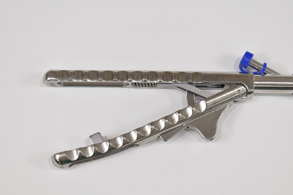 Surgical Laparoscopic Forceps Needle Holder Straight Tips