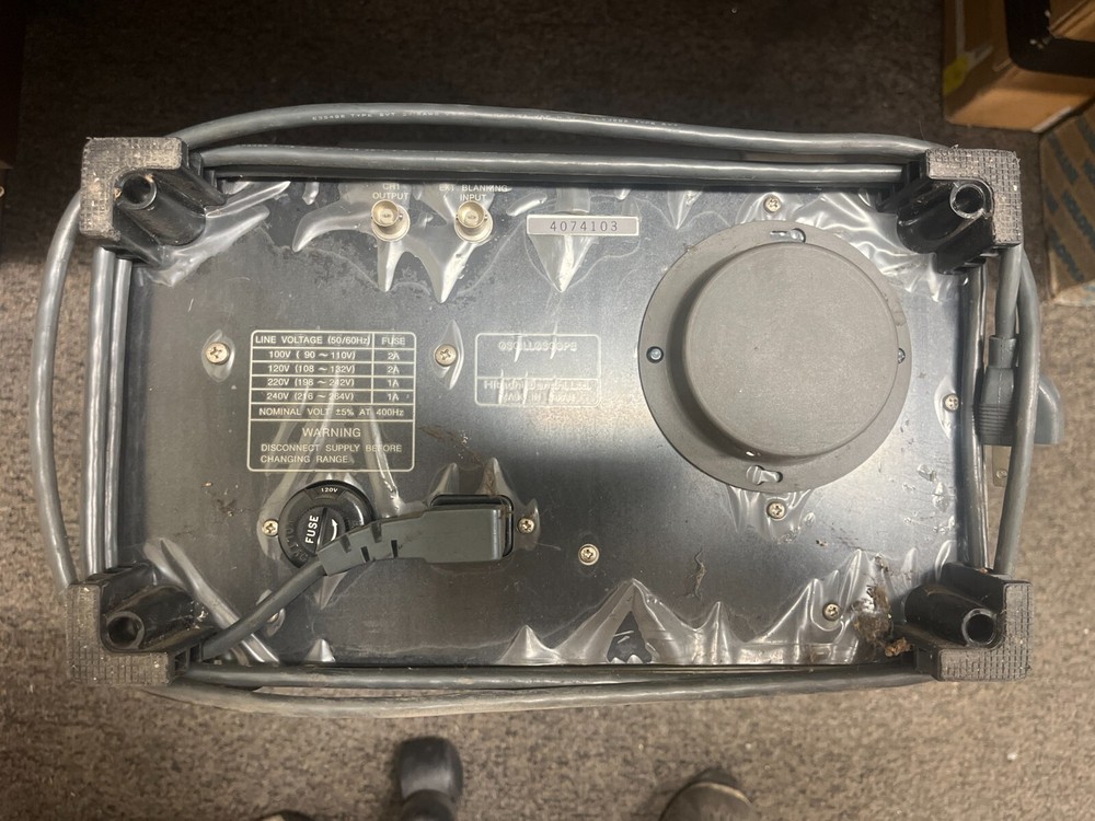 Hitachi V-650F Oscilloscope