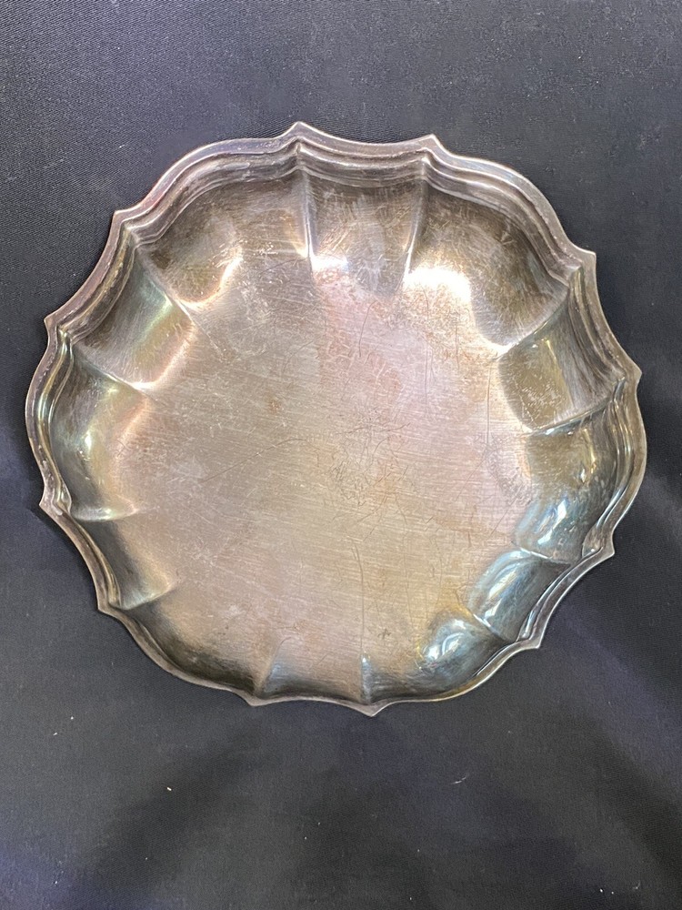VINTAGE CHIPPENDALE SILVERPLATED TRINKET DISH 5.5”