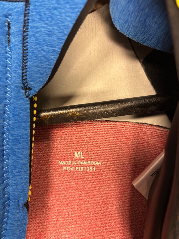 Aqualung 5mm wetsuit