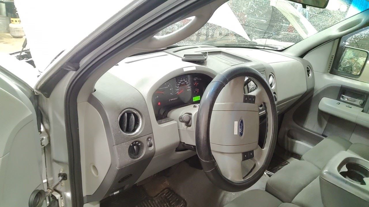 (LOCAL PICKUP ONLY) Back Glass Fixed Privacy Tint Non-heated Fits 04-08 FORD F15