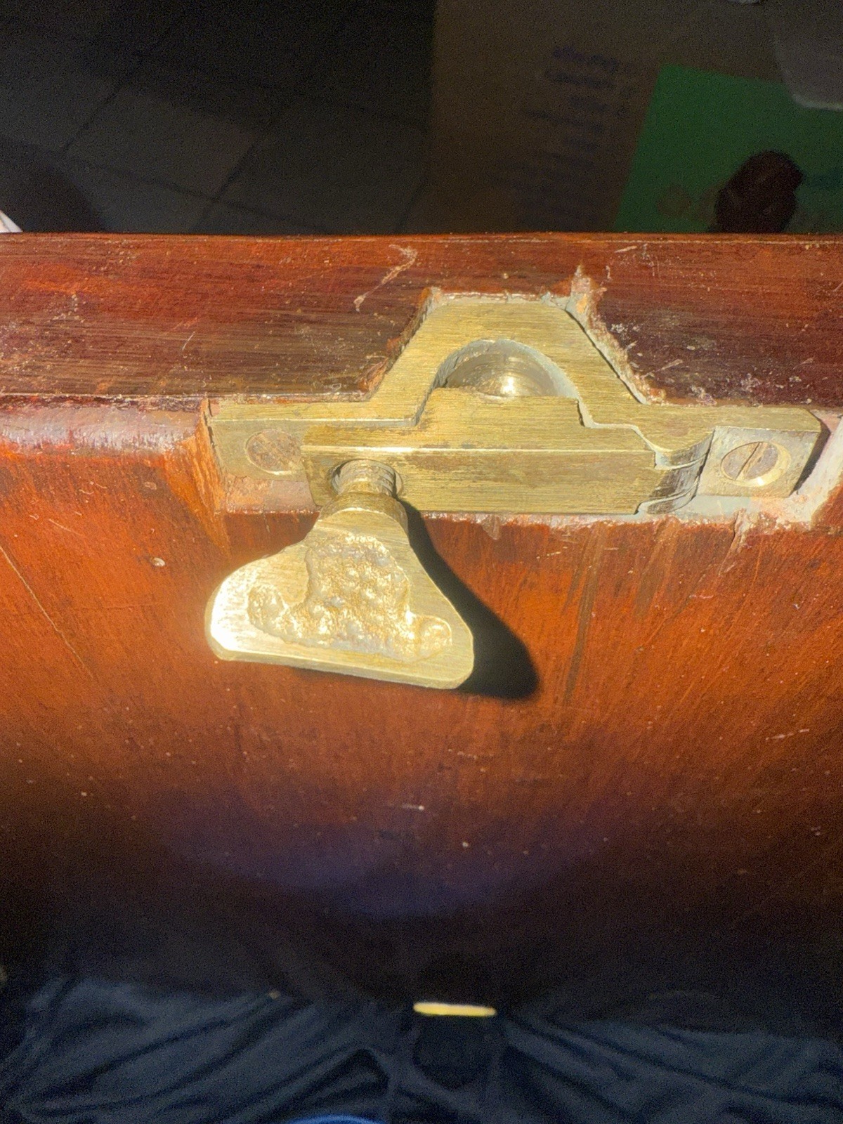 VICTORIAN TABLE TOP DRESSING MIRROR