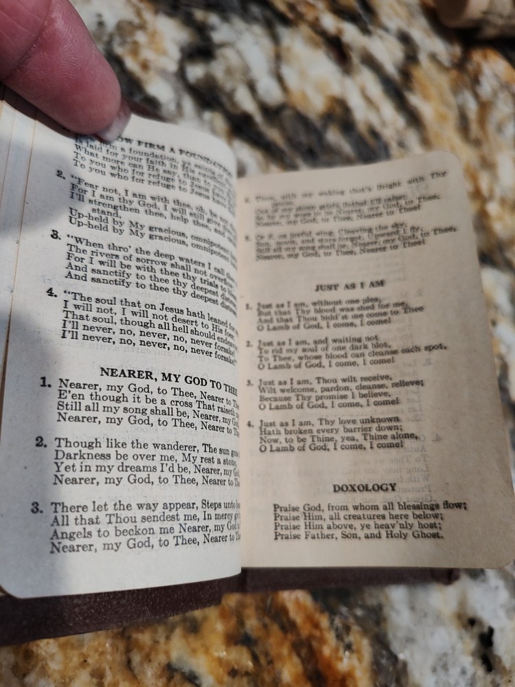 1941 WWII US Army New Testament W/Psalms Pocket Edition Franklin D.Roosevelt