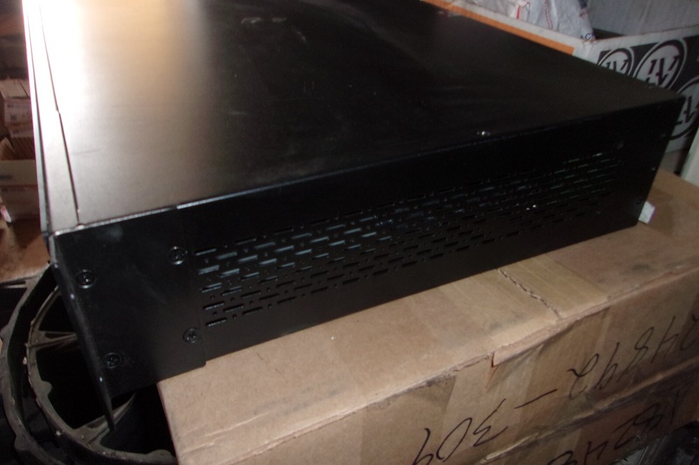 Binary Matrix Switcher B-520-MTRX-230-6X4+2