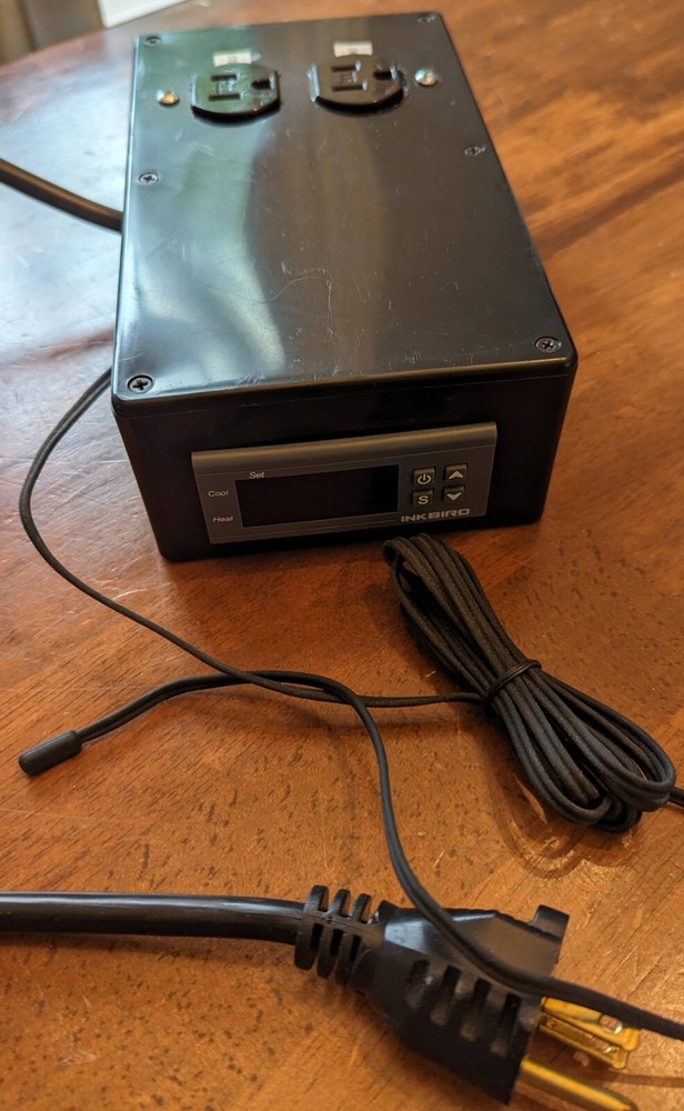 Digital Temp Controller Thermostat for Home Brewing complete boxed unit ITC-1000