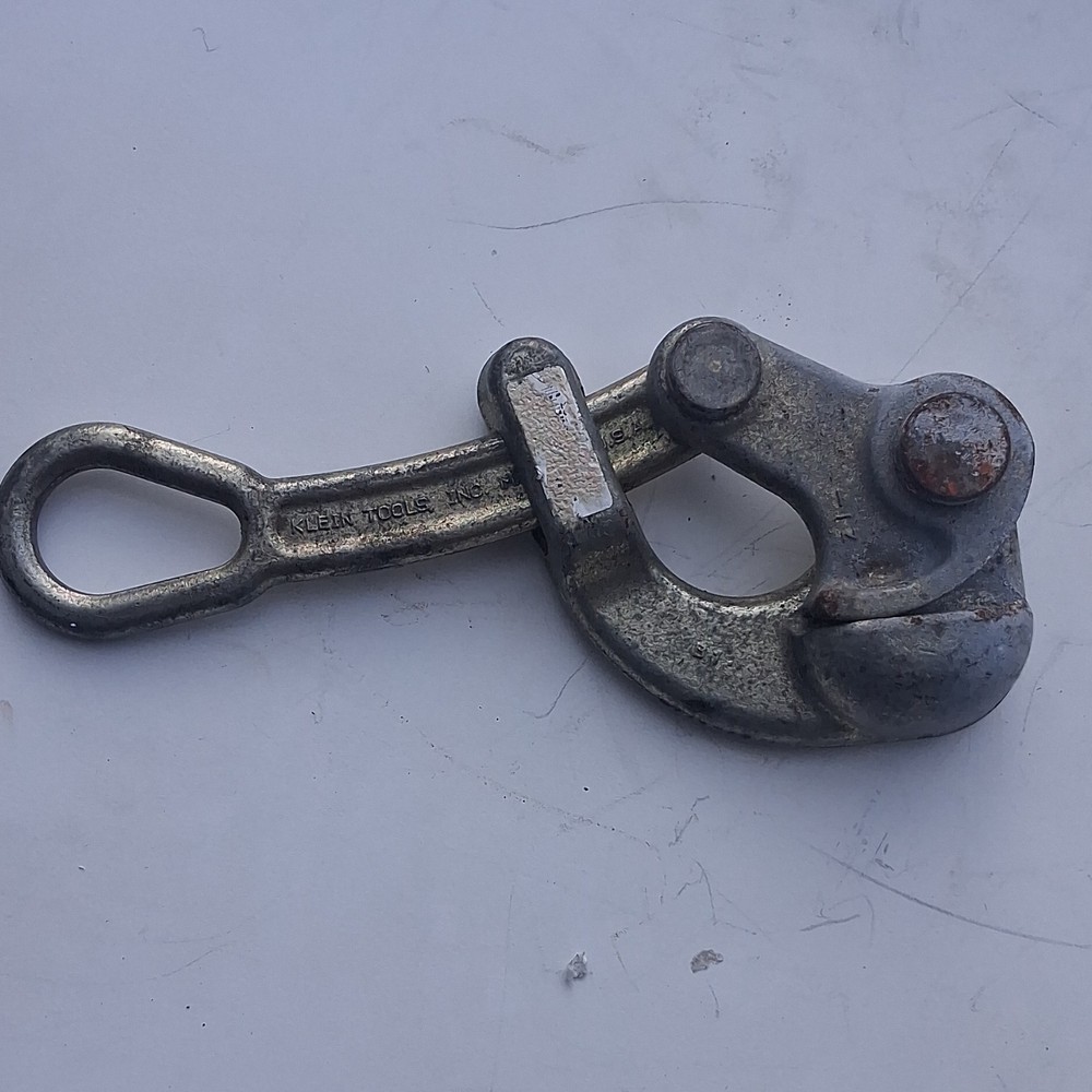Klein Tools 1625-20 Cable Grip Puller Silver Sheath Heavy Duty Cable Puller
