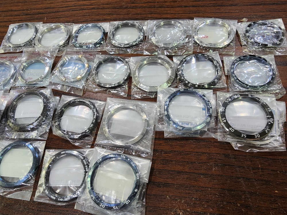 NOS ORIGINAL SEIKO BEZEL 8733 ASSORTED MODEL Drop down choose.