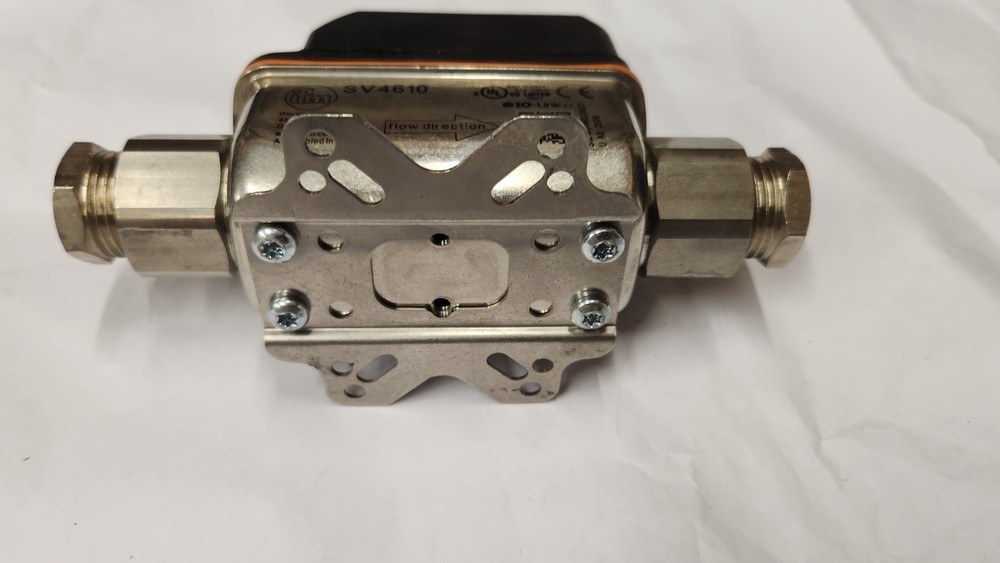IFM SV4610 Vortex Flowmeter Sensor I/O Link Display & Bracket NEW SURPLUS