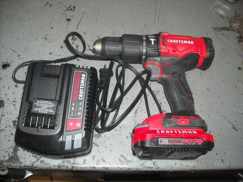 Craftsman   CMCD711   1/2"  Cordless Hammer Drill  20 volt