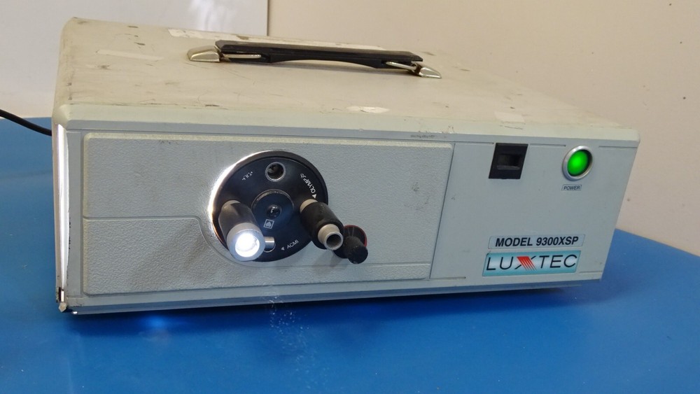 Luxtec 9300XSP Light Source