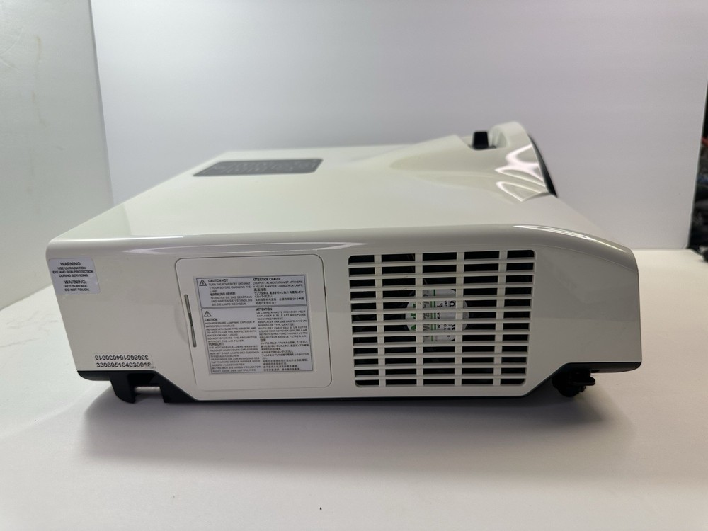BoxLight P5 WX31NST 3LCD Projector Tested/working