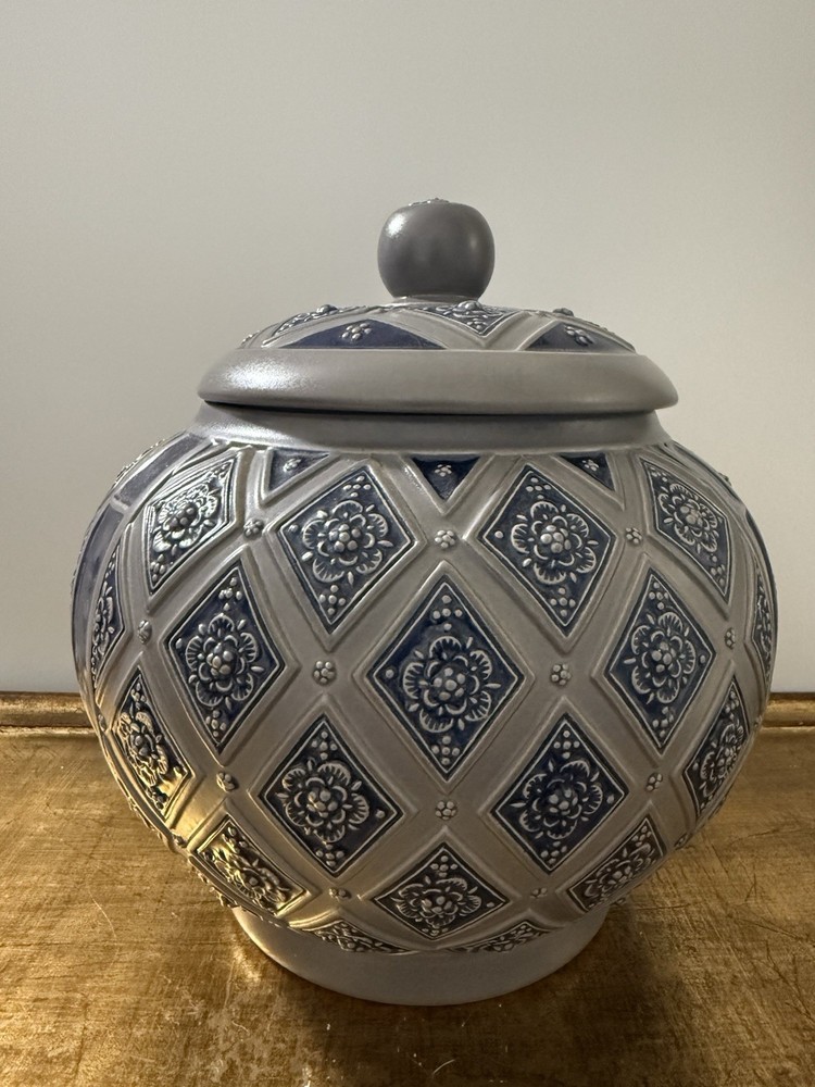 Gerz Germany ( Tureen & Pitcher )