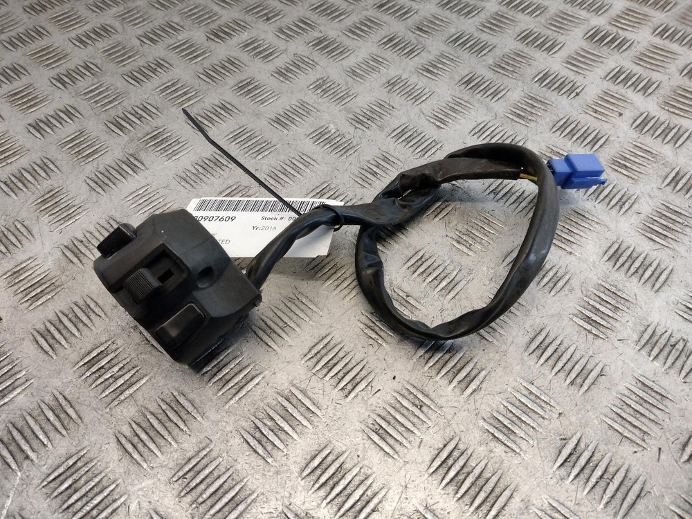 2018 YAMAHA YS 125 Left Hand Switch Gear
