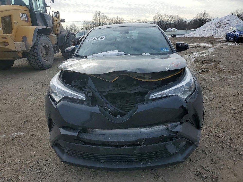 Used A/C Selector Switch fits: 2018 Toyota C-hr automatic temperature control w/