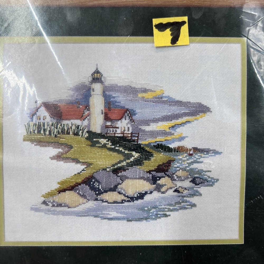 Needles 'N Hoops #451 Lighthouse Point Counted Stitchery Needlepoint Kit 10x12
