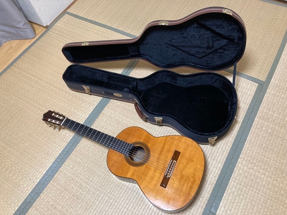 Nobe Masaji Jacaranda Classical Guitar with Hard Case