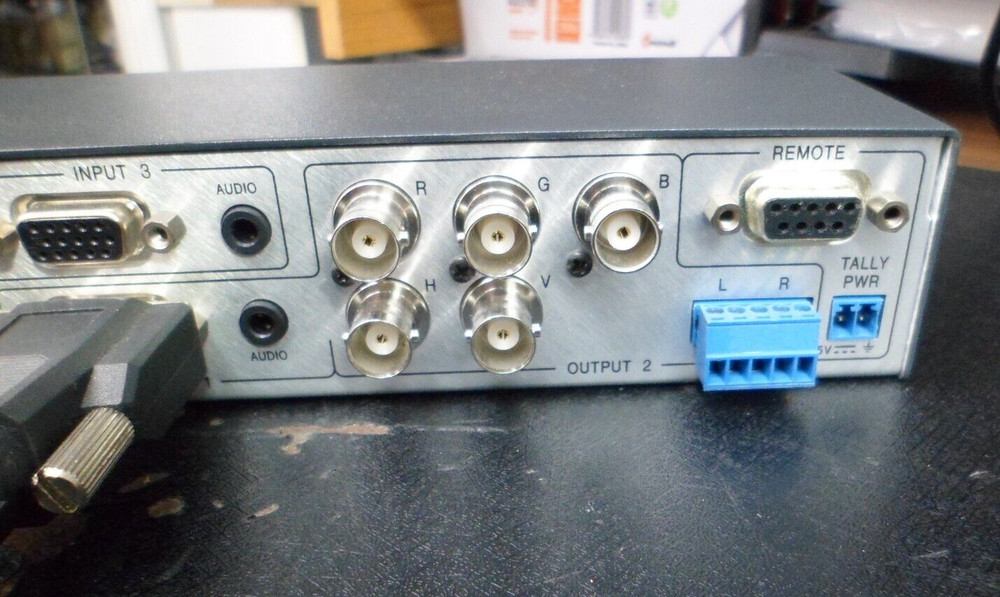 Extron MMX 32 VGA A Mini Matrix Switcher