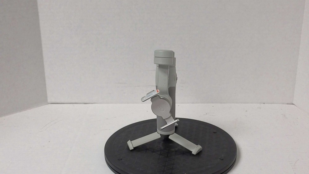 DJI Osmo Mobile 7 Smartphone Stabilizer