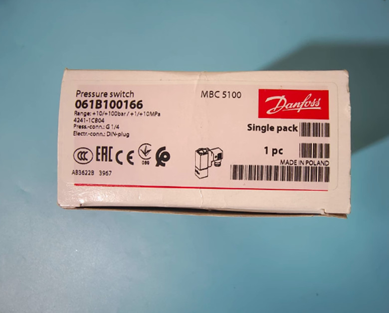 1pcs Danfoss MBC5100 061B100166 sensor