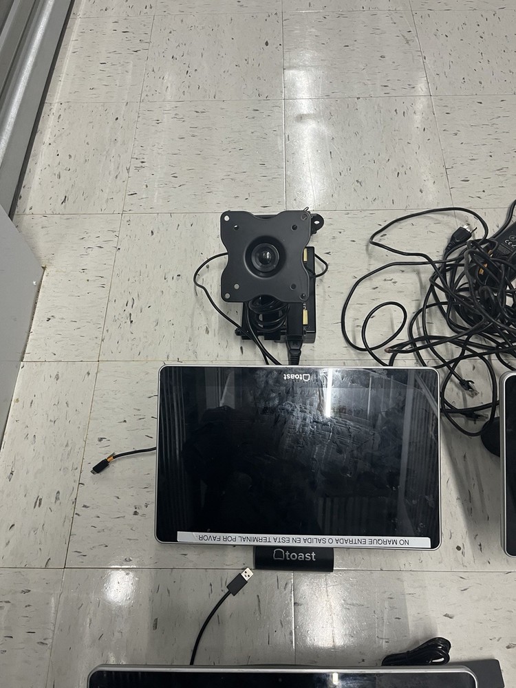 Toast Restaurant POS System Bundle (D)