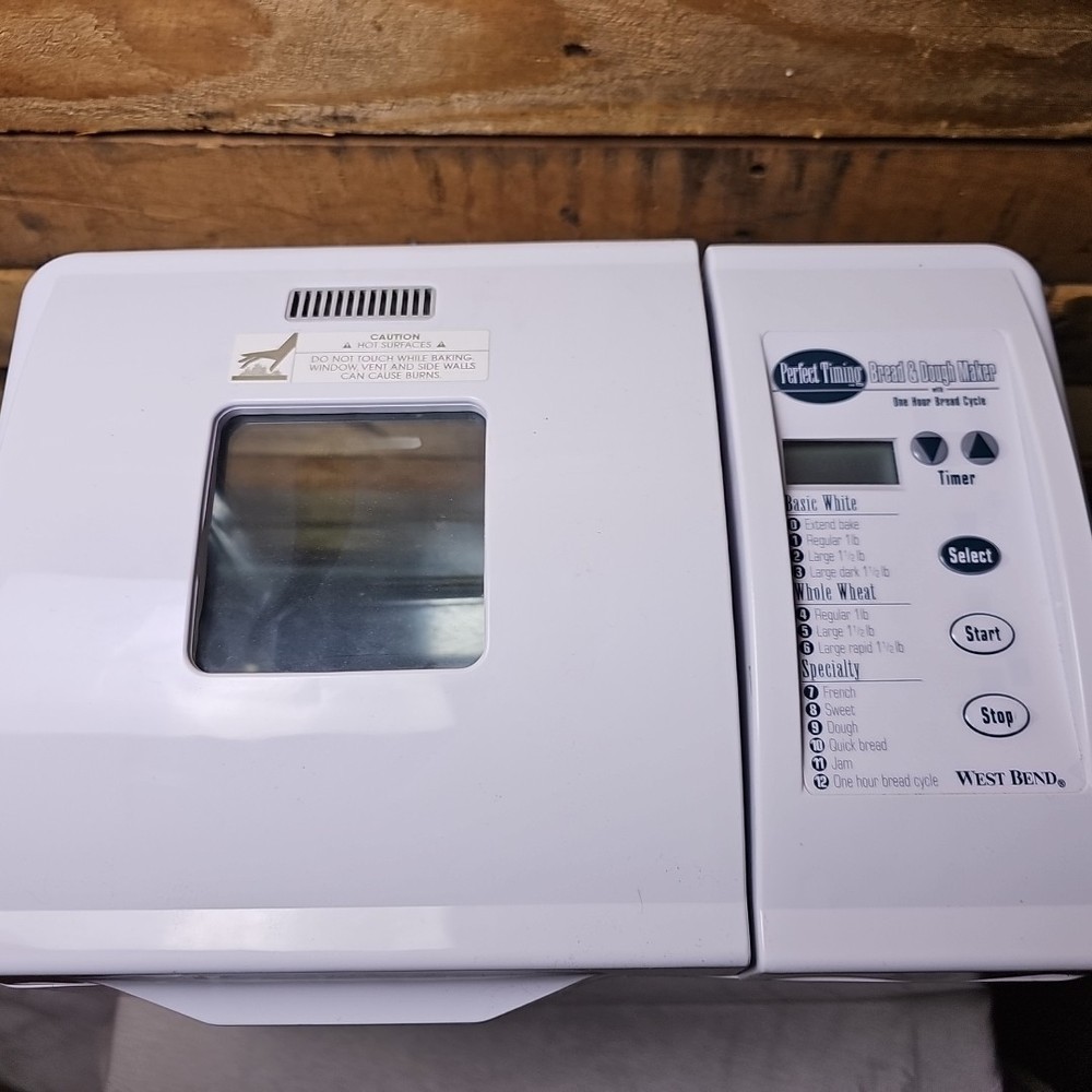 West Bend Perfect Timing Automatic Bread & Dough Maker #40126 (Open Box)