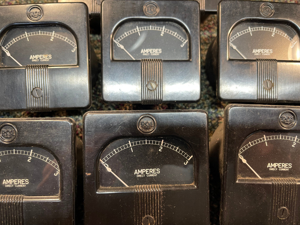 Vintage RCA Ampers Direct Current Panel Meter
