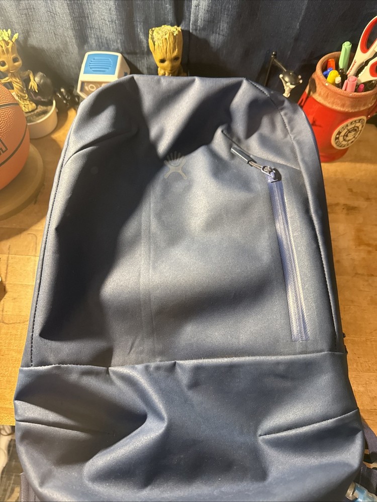 Hydroflask Backpack With Water Pack