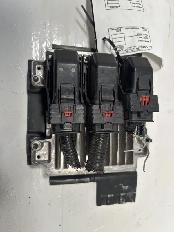 ENCORE 2020 Glove Box 18716