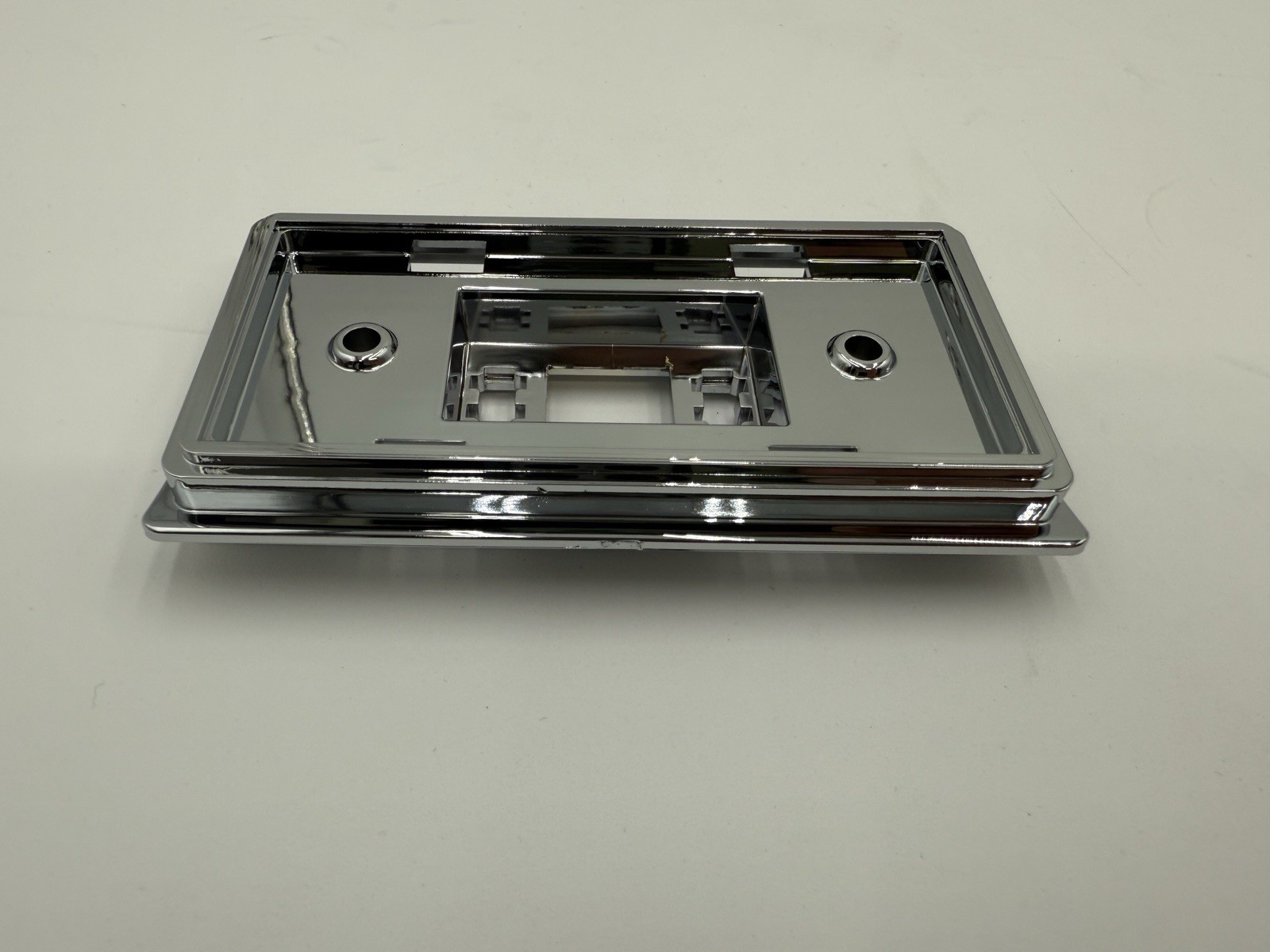 1984-87 CHEVROLET GMC C10 C20 CHROME DOME LIGHT BASE AND CLEAR LENS NEW