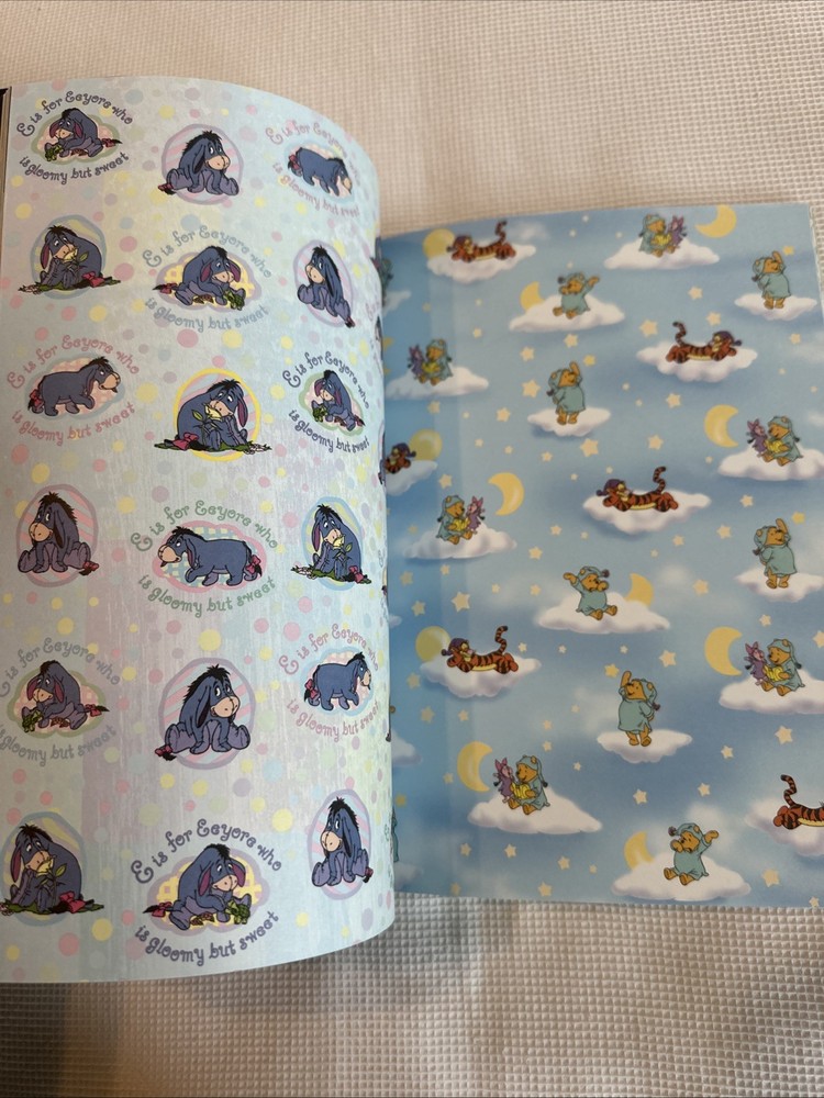 Making DISNEY SCRAPBOOK Pages Guidebook 40 Sheets 68 Sample Pages Techniques NEW