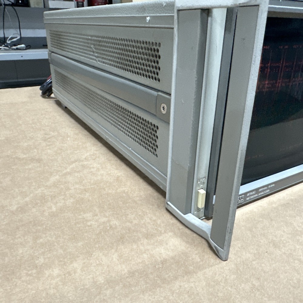 HP 8753C 300kHz-3GHz Network Analyzer w/ 85046B S-Parameter Test Set