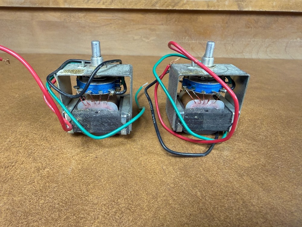 (2) Attenuator Volume Control