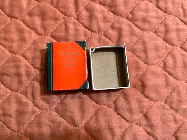 Vintage Dennison's Paper Clips Empty Box