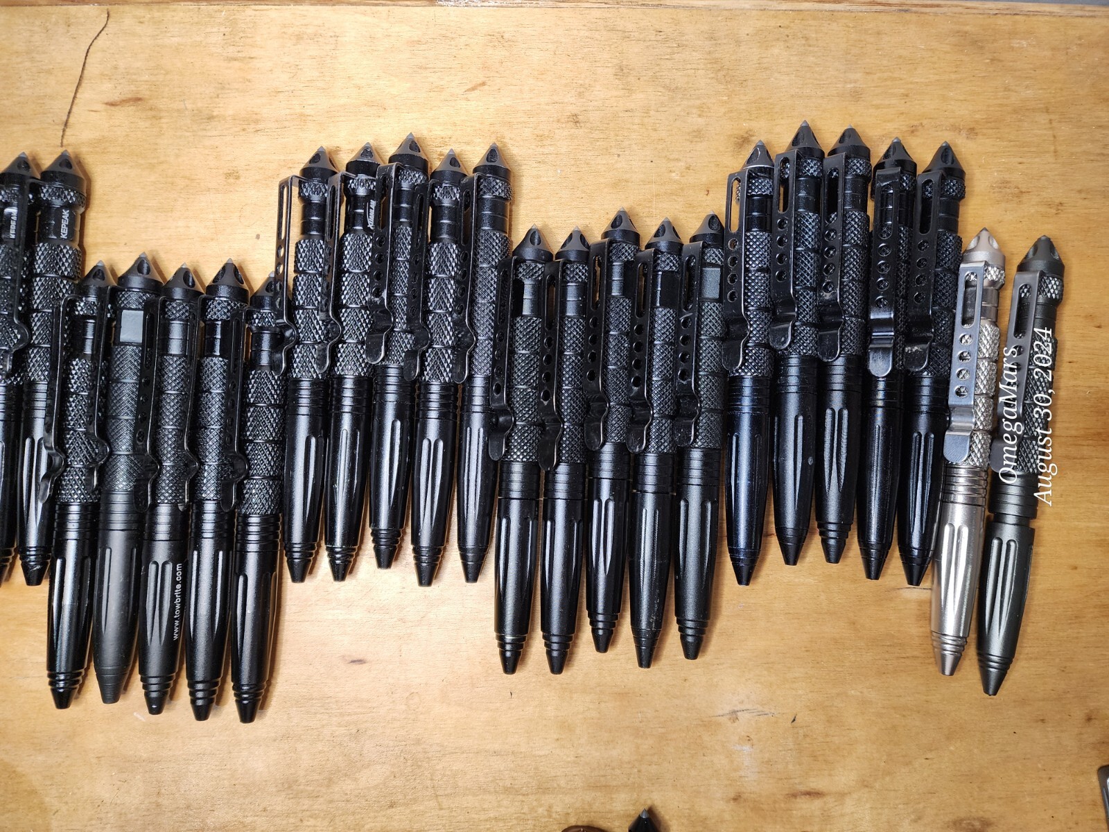 Tactical Pens set, glass breaker, self defense, x4 a order. x4(FOUR) per order