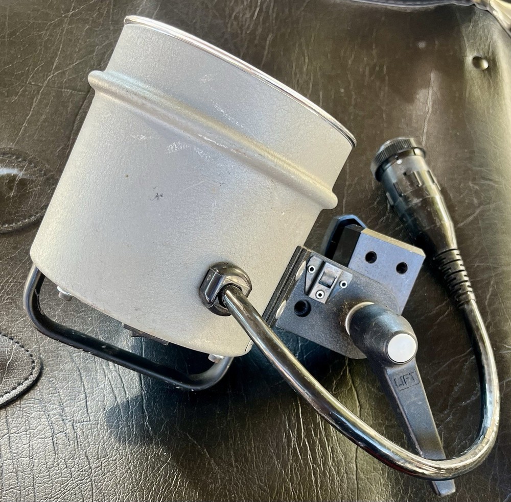 Dynalite 2040 Blower Cooled Flash Head Strobe