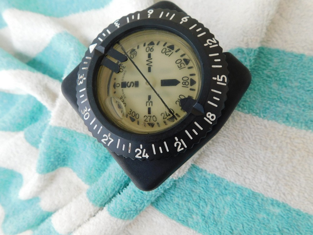 Aqua Lung US, Divers Excellent, late model Compass