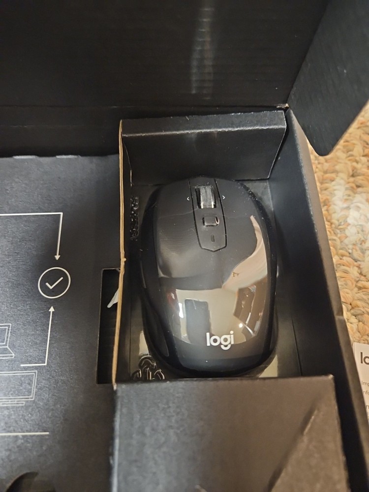 Logitech MK875 Performance Wireless Keyboard and Mouse Combo