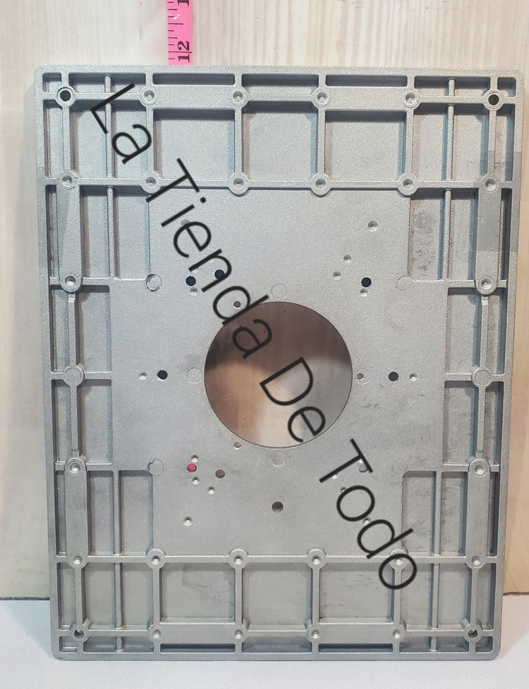 UNIVERSAL ALUMINUM ROUTER INSERT FITS MOST COMMON ROUTERS