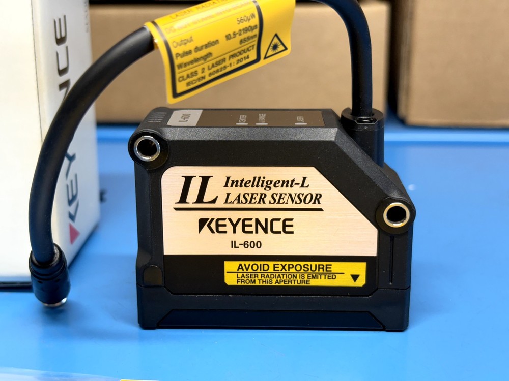 NEW - Keyence IL-600 Laser Application Sensor Head IL600