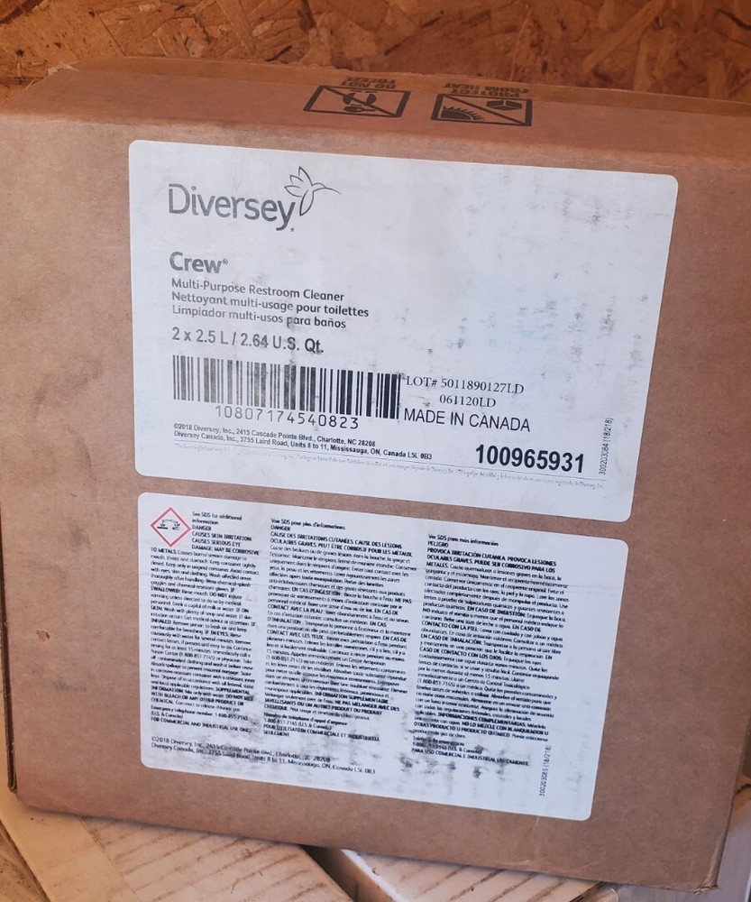 2) Diversy Crew Multipurpose Restroom Cleaner 2.5L