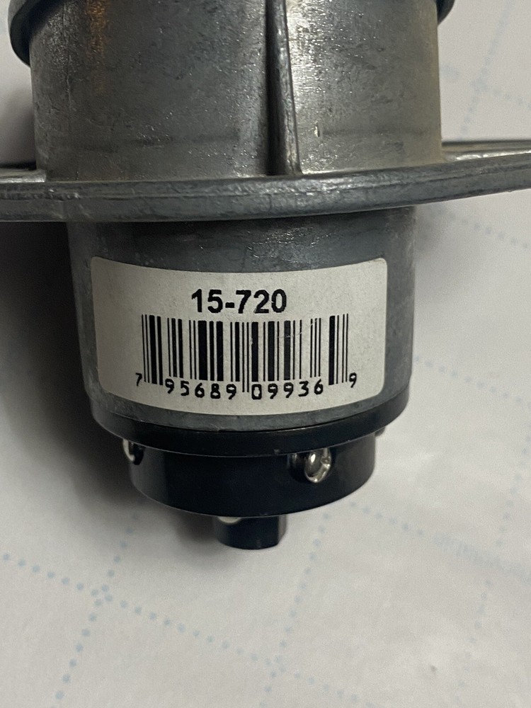 Phillips 15-720 7-Way Heavy Duty STA-DRY 2-Hole Wire Insertion Split Pin Socket