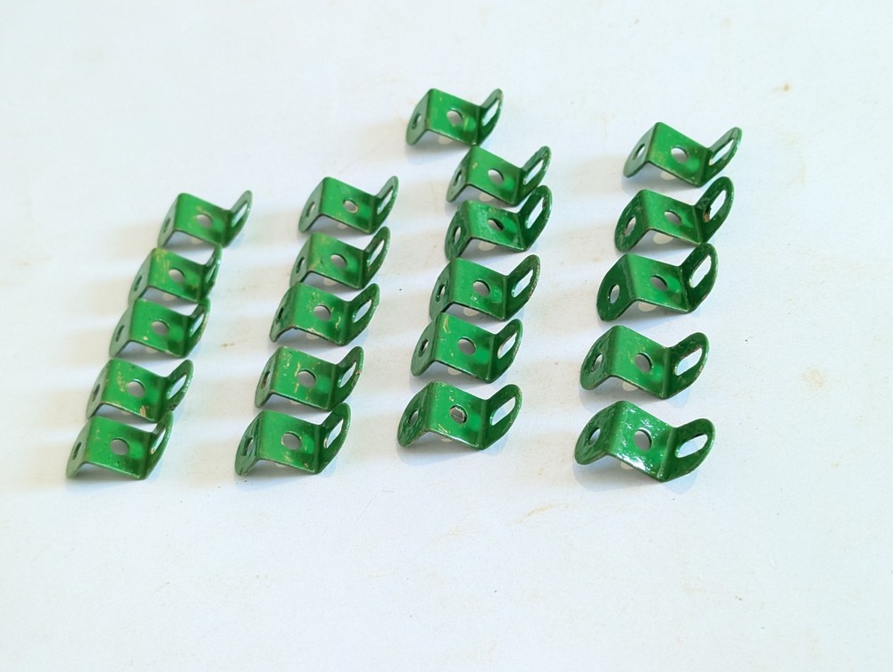 21 X Meccano Reverse Angle Bracket Part 125 Painted Green