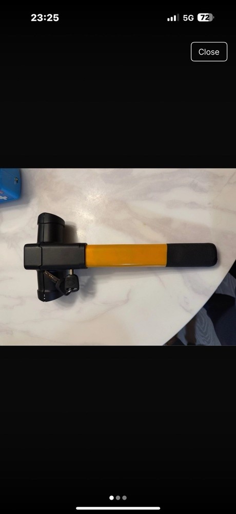 Quad Lock Suction Windscreen Dash Car