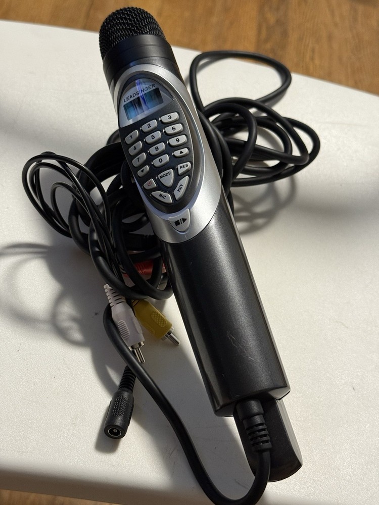 LeadSinger Karaoke Microphone LS3700W , Untested , No Power Cable