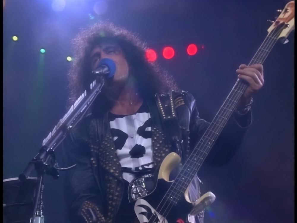 KISS - Live in Detroit 1990 Both Nites Remastered Blu-ray Gene Simmons